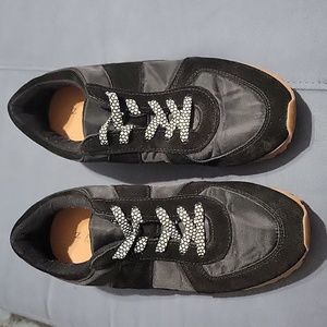 Zara trafaluc, size 8.5 (39) very clean, great condition. Black